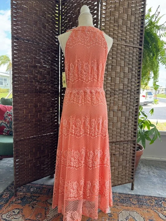 Reba Coral Lace Halter Maxi Dress - Picture 6 of 10